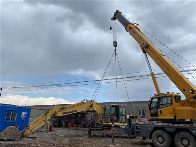 长寿区25吨吊车的工作半径是多少？