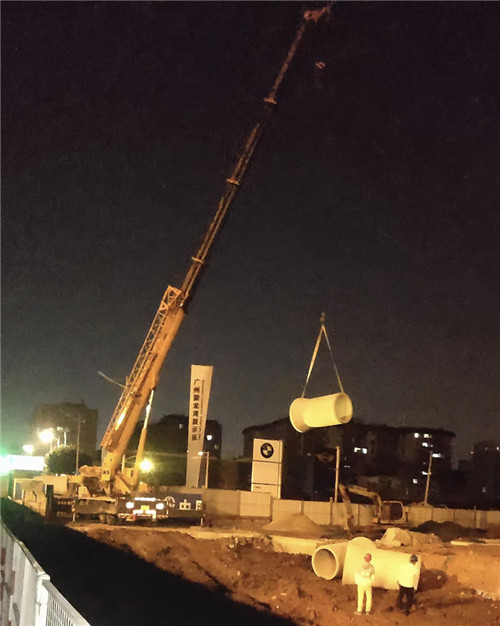 长寿区“弯臂矫正”—— 吊车的 “形变补偿” 技术